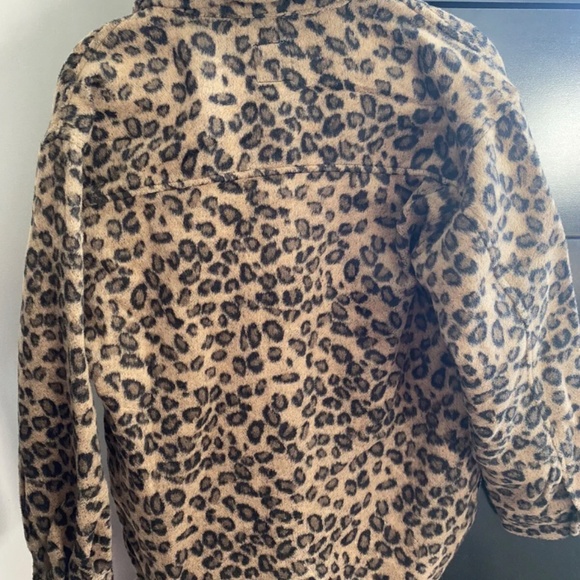 Cheetah shacket - Picture 3 of 4